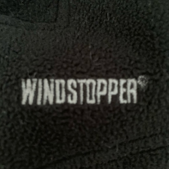 Black north face windbreaker fleece. - Picture 4 of 4